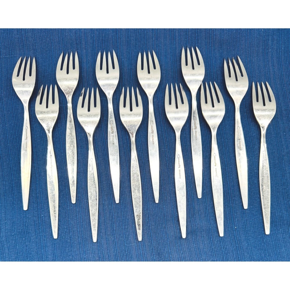 Oneida Community Venetia Salad Fork Set 12 Piece Stainless Silverware - Picture 4 of 6